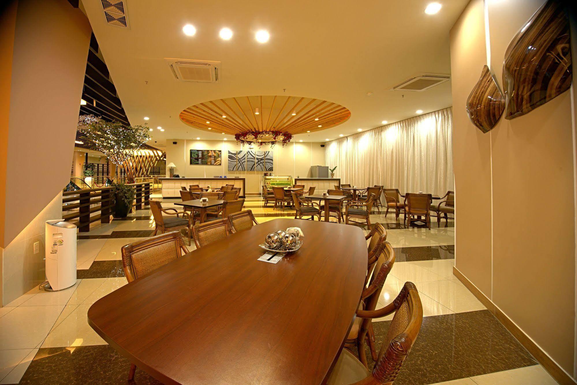 Clark Field Xenia Hotel Clark מראה חיצוני תמונה